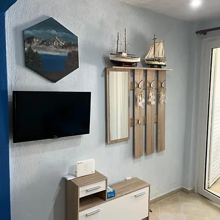 Andres House