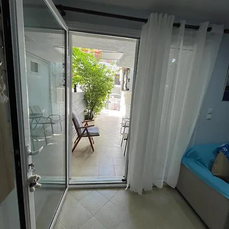Andres House Polychrono