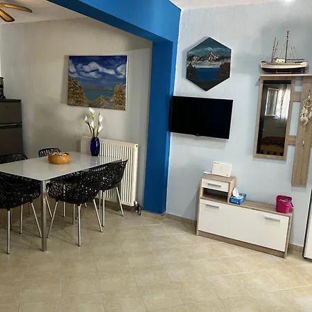 Andres House Polychrono