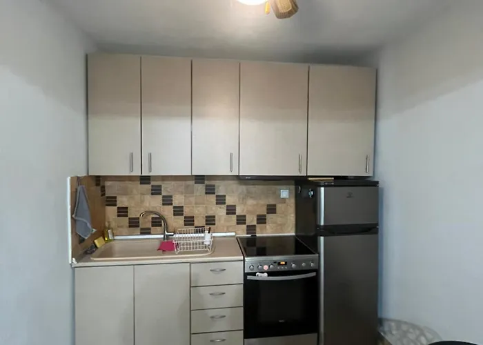 Andres House פוליכרונו